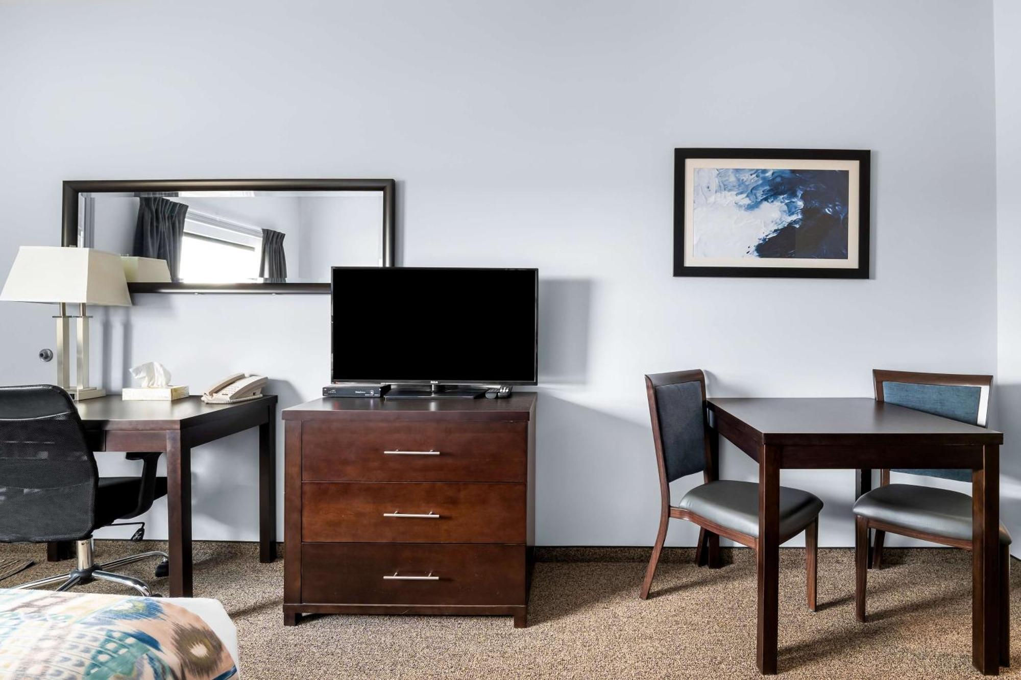Surestay Studio By Best Western Hardisty Exteriér fotografie
